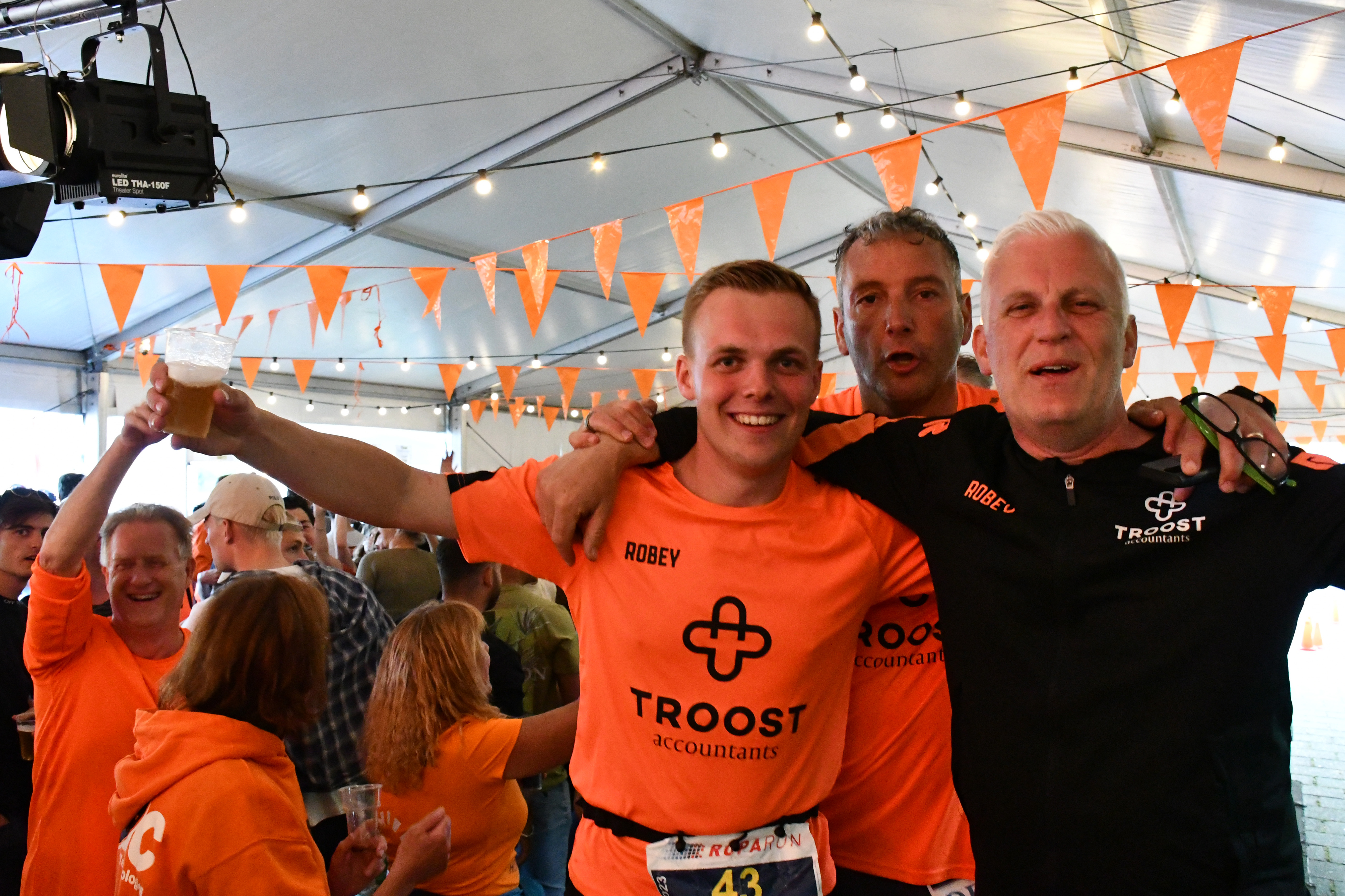 ROPARUN DOOR DONGEN